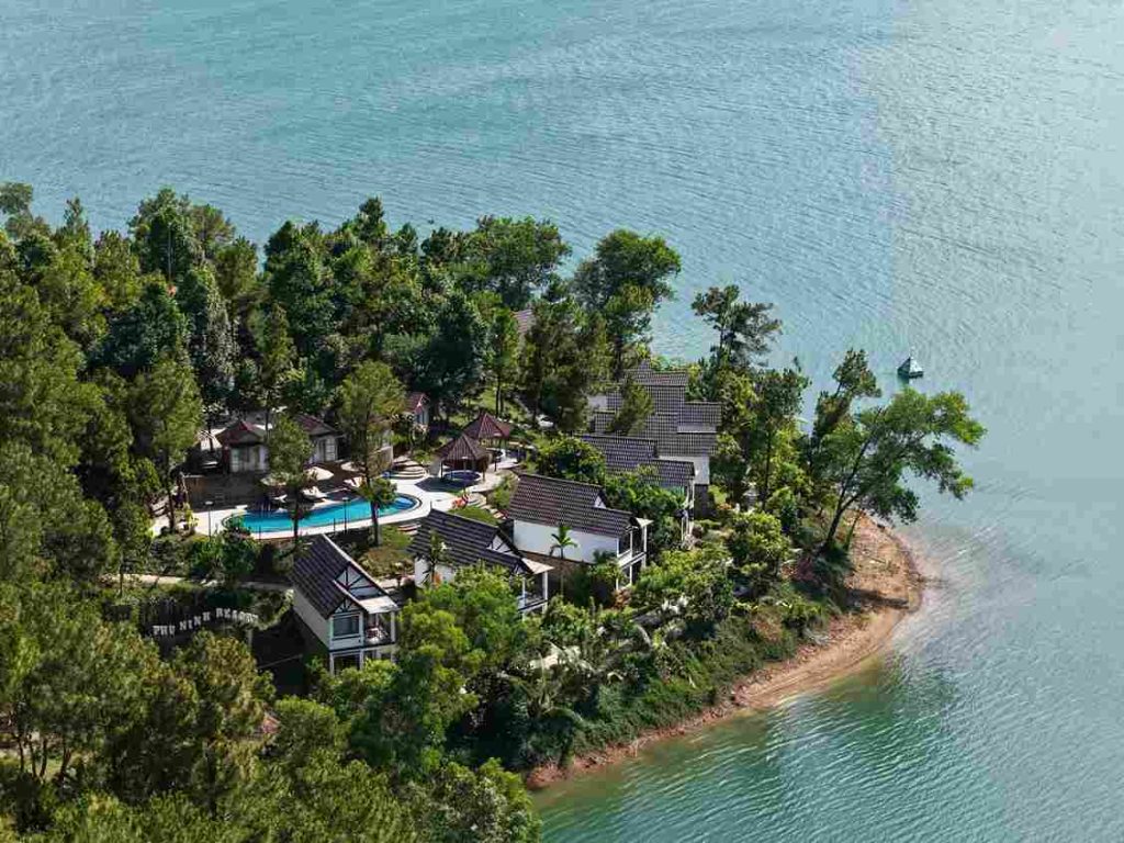 Phu Ninh Lake Resort